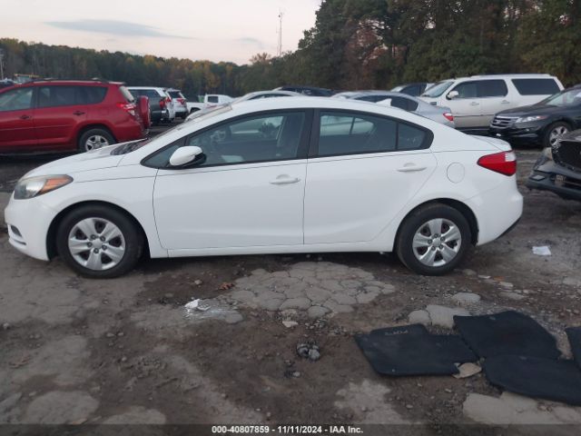 KNAFK4A60G5496376 KIA FORTE LX