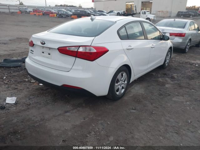 KNAFK4A60G5496376 KIA FORTE LX