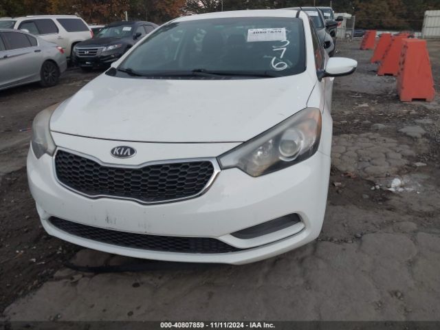 KNAFK4A60G5496376 KIA FORTE LX