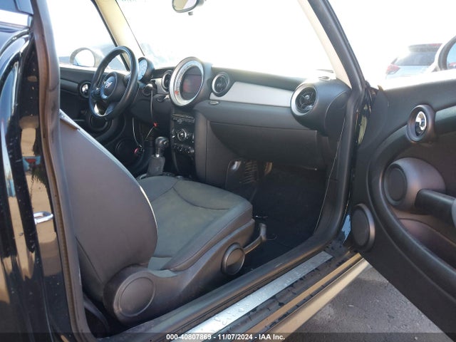 2012 MINI COOPER WMWSU3C5XCT263389 Photo 4