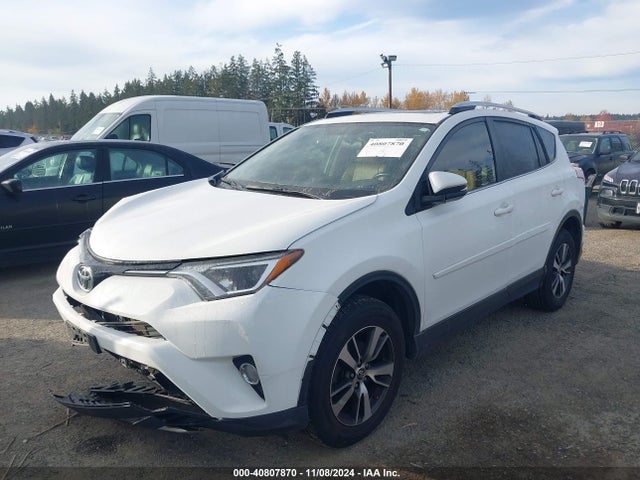 Toyota Rav4 Xle 2016 JTMRFREV5GD182795 Image 2