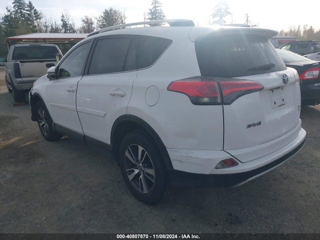 Toyota Rav4 Xle 2016 JTMRFREV5GD182795 Image 3
