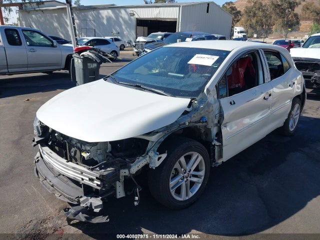 Toyota Corolla Se/xse 2019 JTNK4RBE2K3035419 Image 2