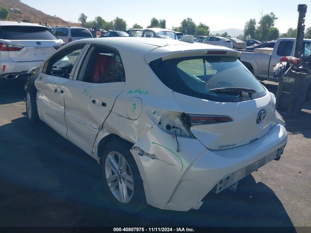 Toyota Corolla Se/xse 2019 JTNK4RBE2K3035419 Image 3