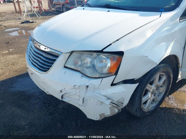 2011 CHRYSLER TOWN & COUNTRY 2A4RR8DG4BR659057 Photo 5