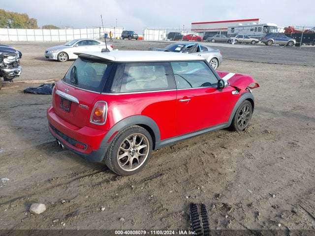 2008 MINI COOPER S WMWMF73558TV34893 Photo 3