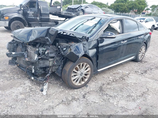 Hyundai Sonata Limited 2015 5NPE34AF7FH030440 Image 2