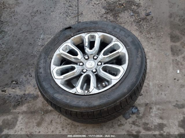 1C6SRFJM4LN325557 RAM 1500 Laramie  4x4 5'7 Box
