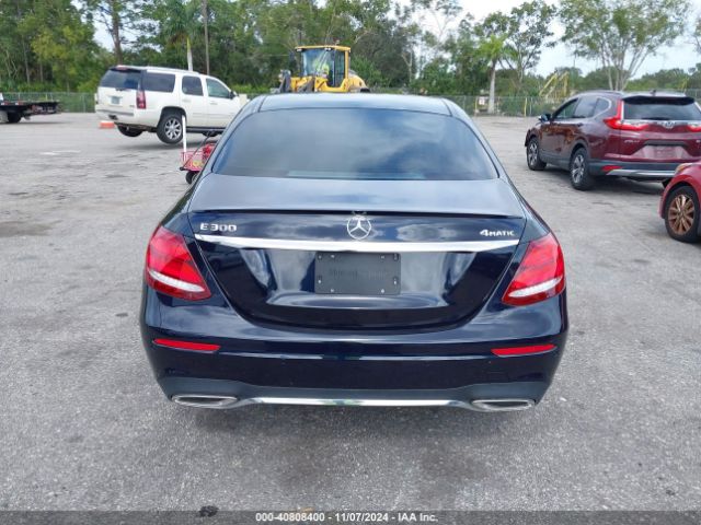 WDDZF4KB1KA632892 Mercedes-Benz E 300 4matic