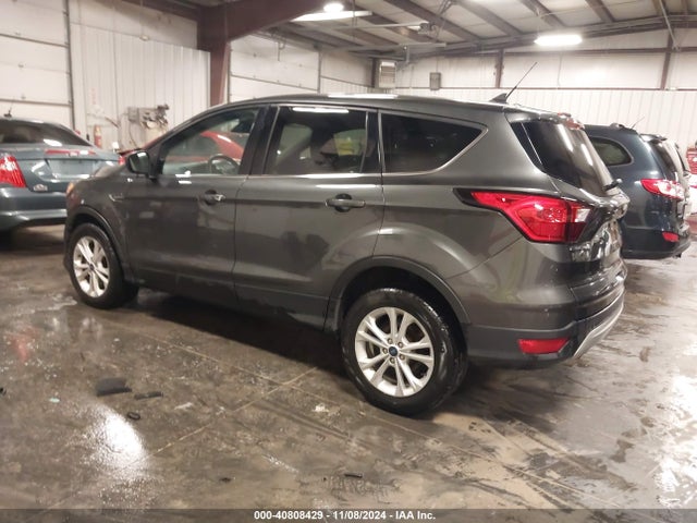 Ford ESCAPE SE 2019 1FMCU9GD2KUC11903 Image 3