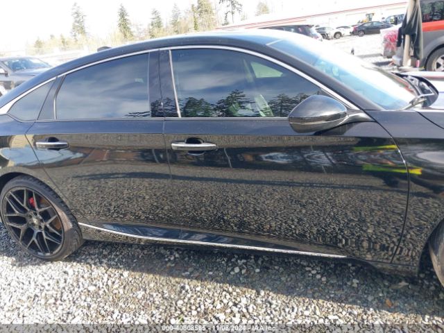 1HGCV1F96JA212070 Honda Accord Touring