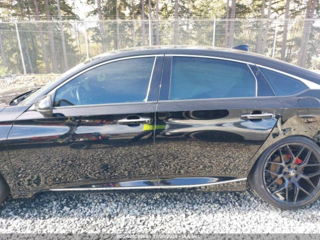 1HGCV1F96JA212070 Honda Accord Touring