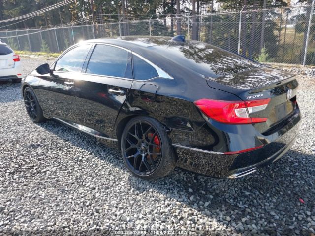 1HGCV1F96JA212070 Honda Accord Touring