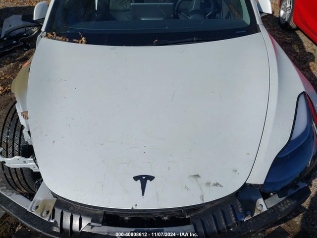 2023 TESLA MODEL 3 5YJ3E1EAXPF611302 Photo 9