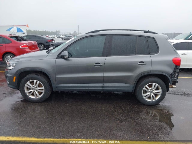 WVGAV7AX1GW559375 Volkswagen TIGUAN S