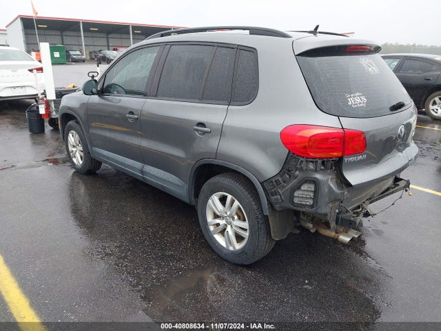 WVGAV7AX1GW559375 Volkswagen TIGUAN S