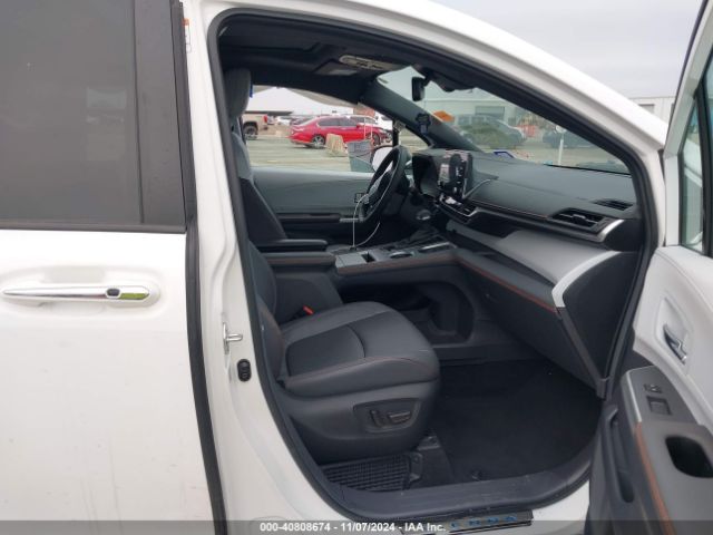 5TDXRKEC1RS198486 Toyota Sienna Xse