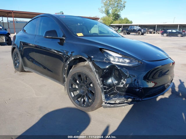 2021 TESLA MODEL Y 5YJYGDEE8MF111798 Photo 0