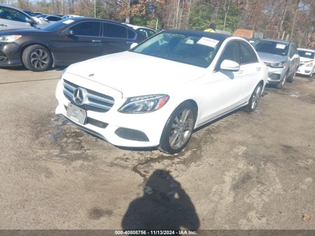 55SWF4JB4FU095655 Mercedes-Benz C 300 Luxury/sport