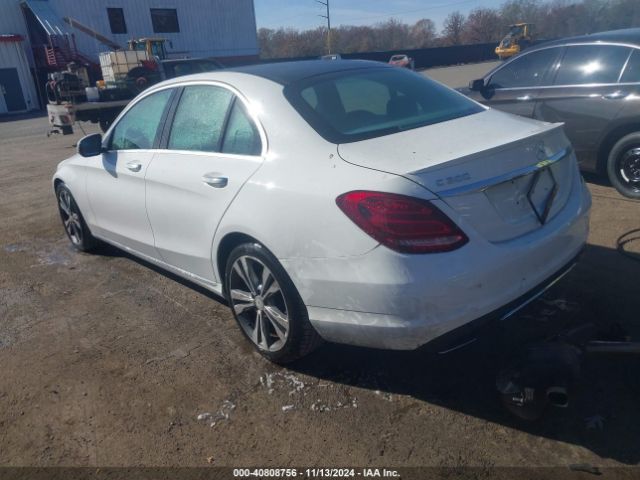 55SWF4JB4FU095655 Mercedes-Benz C 300 Luxury/sport