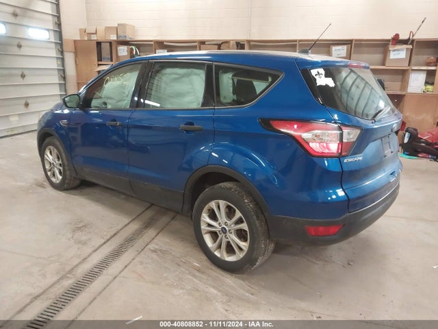 Ford ESCAPE S 2017 1FMCU0F79HUD87234 Image 3