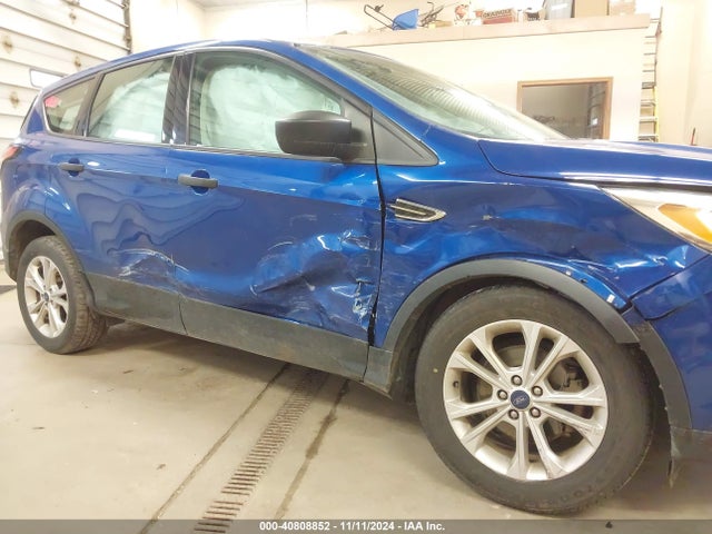 Ford ESCAPE S 2017 1FMCU0F79HUD87234 Image 6