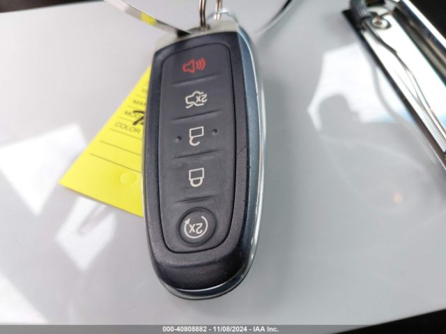 1FAHP2E81JG135303 Ford TAURUS SEL
