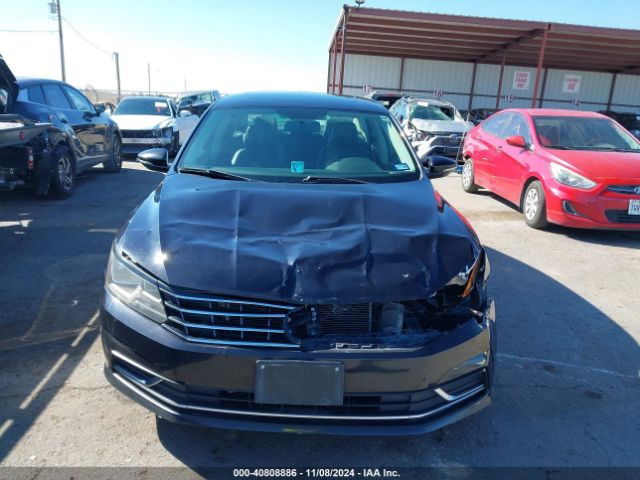 1VWLA7A35KC012879 Volkswagen Passat 2.0t Wolfsburg Edition