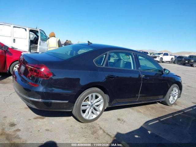 1VWLA7A35KC012879 Volkswagen Passat 2.0t Wolfsburg Edition
