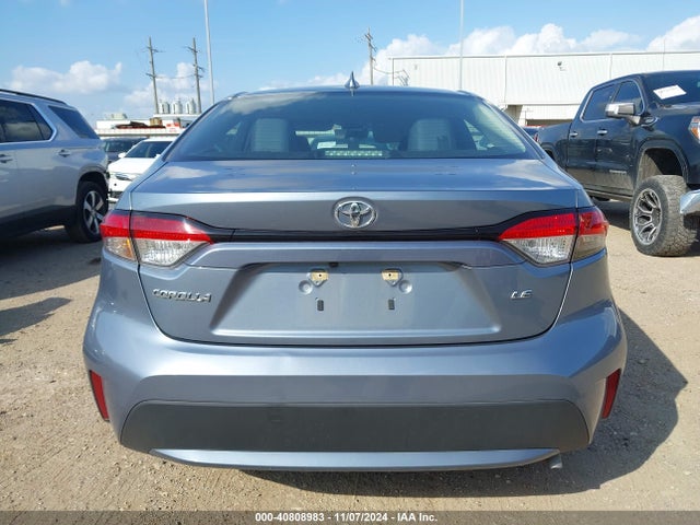 Toyota COROLLA LE 2022 5YFEPMAE5NP380890 Image 17