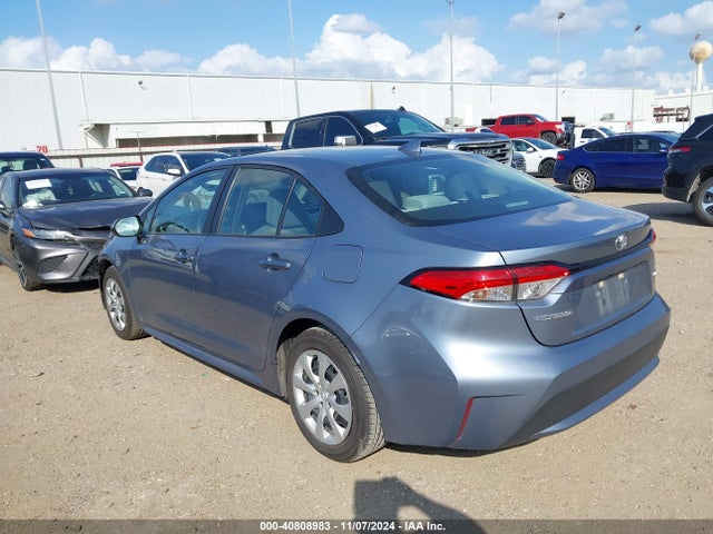 Toyota COROLLA LE 2022 5YFEPMAE5NP380890 Image 3