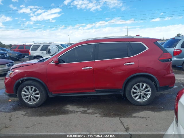 Nissan ROGUE SV 2017 JN8AT2MT4HW400958 Image 14