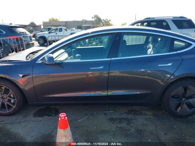5YJ3E1EB1JF181367 Tesla Model 3 Long Range/performance