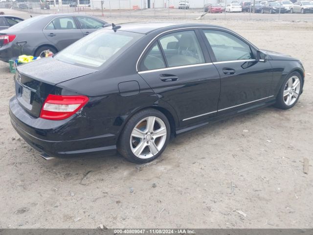 2011 MERCEDES-BENZ C 300 WDDGF5EB5BR168046 Photo 5