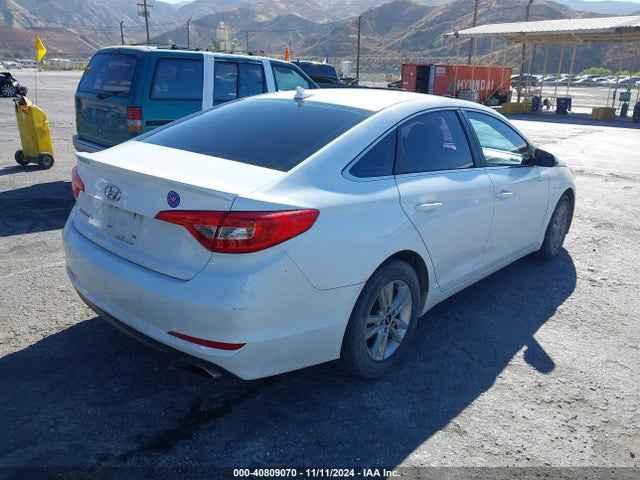 Hyundai SONATA SE 2016 5NPE24AF2GH269544 Image 4