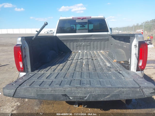 40809136 :رقم المزاد ، 1GT49NEY5MF284246 vin ، 2021 Gmc Sierra 2500hd 4wd  Standard Bed Slt مزاد بيع