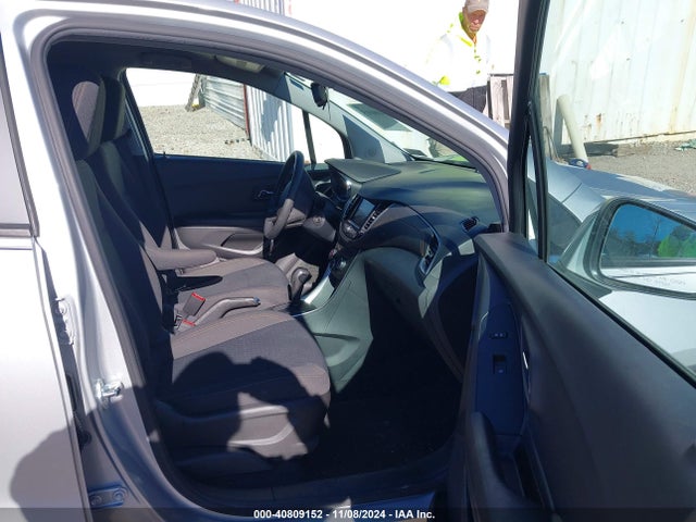 Chevrolet Trax Fwd Ls 2021 KL7CJKSB8MB320128 Image 5