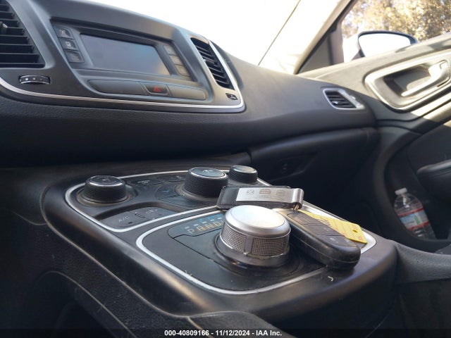Chrysler 200 Limited 2015 1C3CCCAB5FN671332 Image 11