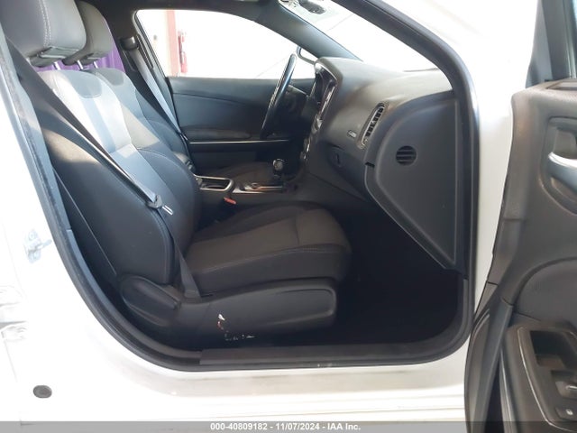 2C3CDXBG7GH104855 Dodge Charger Se