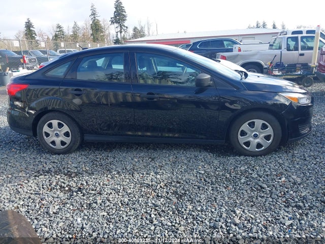 Ford FOCUS S 2018 1FADP3E21JL279280 Image 14