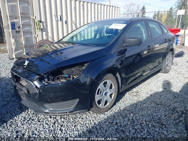 Ford FOCUS S 2018 1FADP3E21JL279280 Image 2