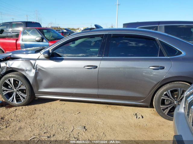 1VWSA7A30MC017776 Volkswagen Passat 2.0t Se