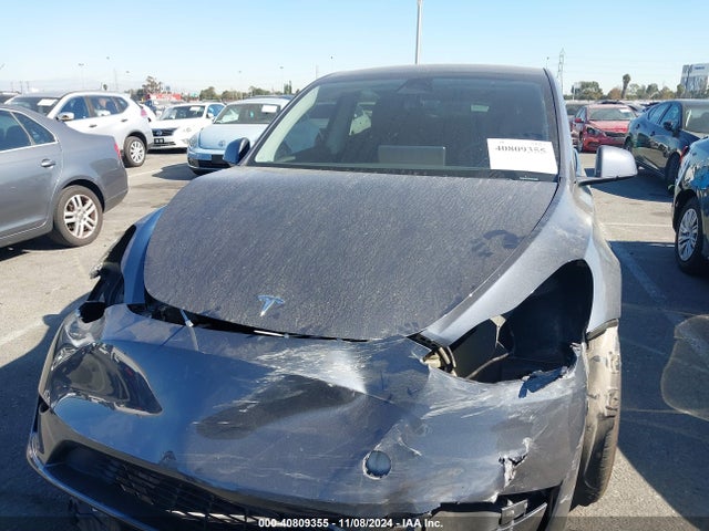 2023 TESLA MODEL Y 7SAYGDEE9PA055942 Photo 5
