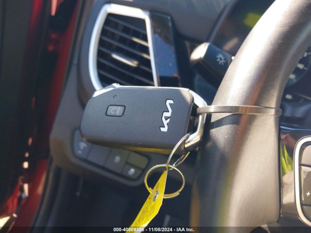 KNDEUCAA4R7513985 KIA SELTOS S