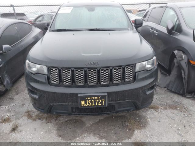 1C4RJEAG5JC142227 Jeep Grand Cherokee Altitude 4x2