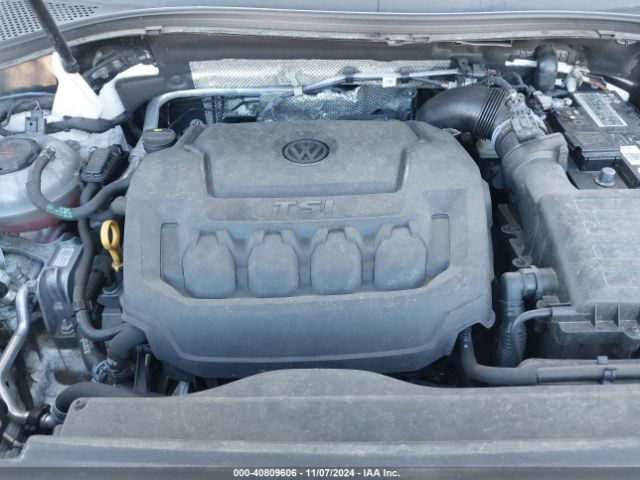 3VV2B7AX0MM118934 Volkswagen Tiguan 2.0t Se/2.0t Se R-line Black/2.0t Sel