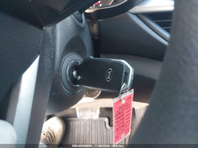 3KPF24AD3KE027071 KIA FORTE FE