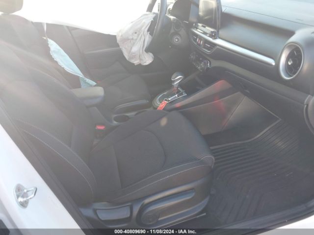 3KPF24AD3KE027071 KIA FORTE FE