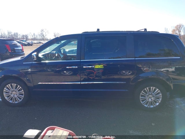 2C4RC1CG1FR674363 Chrysler Town & Country Touring-l