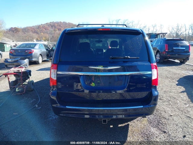 2C4RC1CG1FR674363 Chrysler Town & Country Touring-l